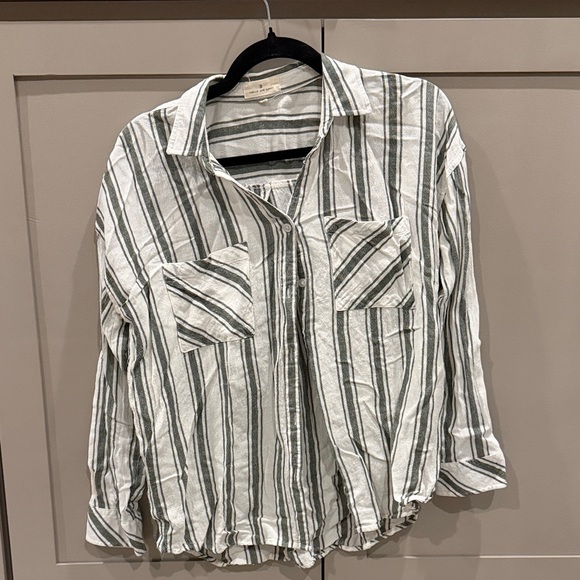 Thread & Supply Button Down - Picture 1 of 4